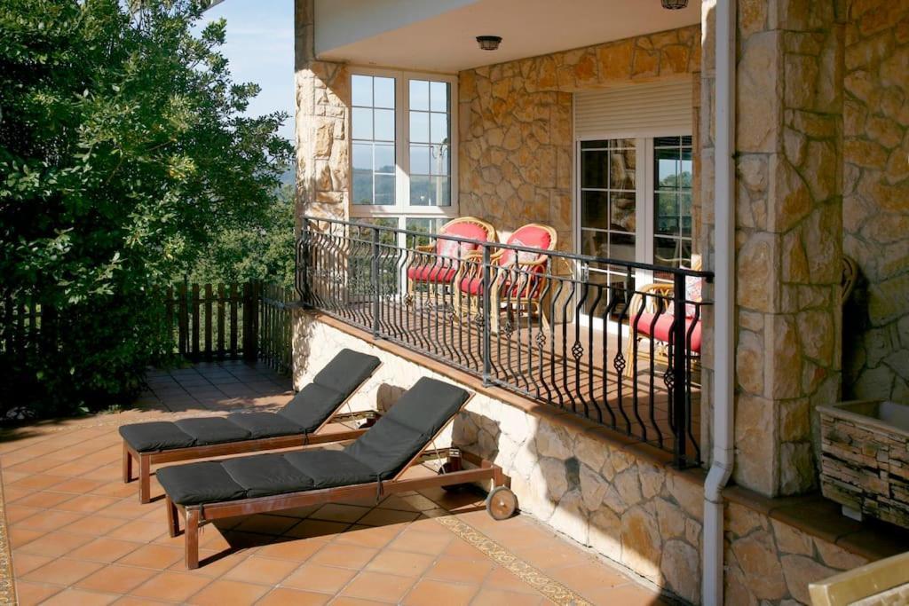 Chalet Con Magnificas Vistas Al Mar 佩罗拉 外观 照片